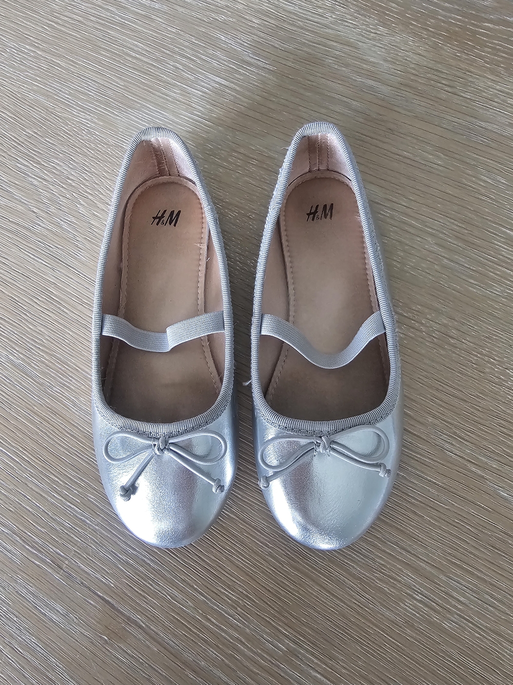 H&M Silver Girls' Ballet Flats with Elastic Strap and Bow